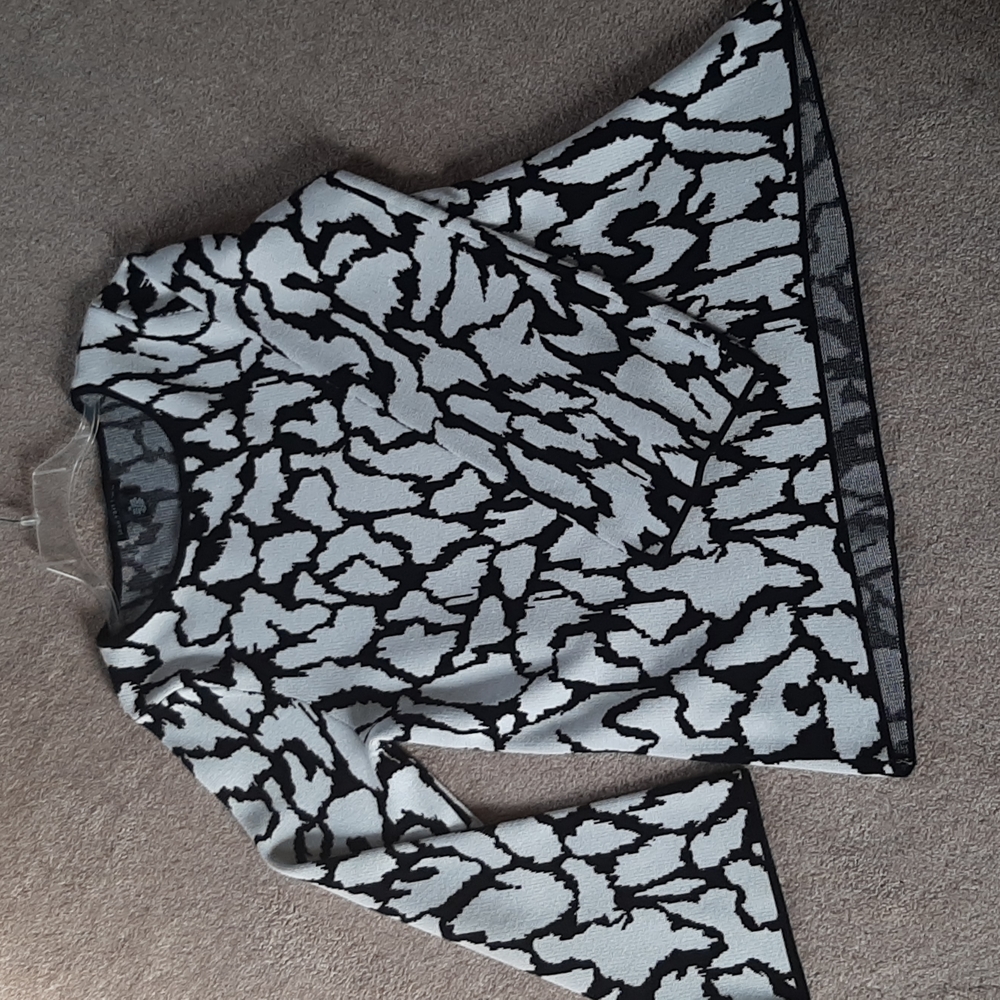 Joan Vass Black and White Patterned Top